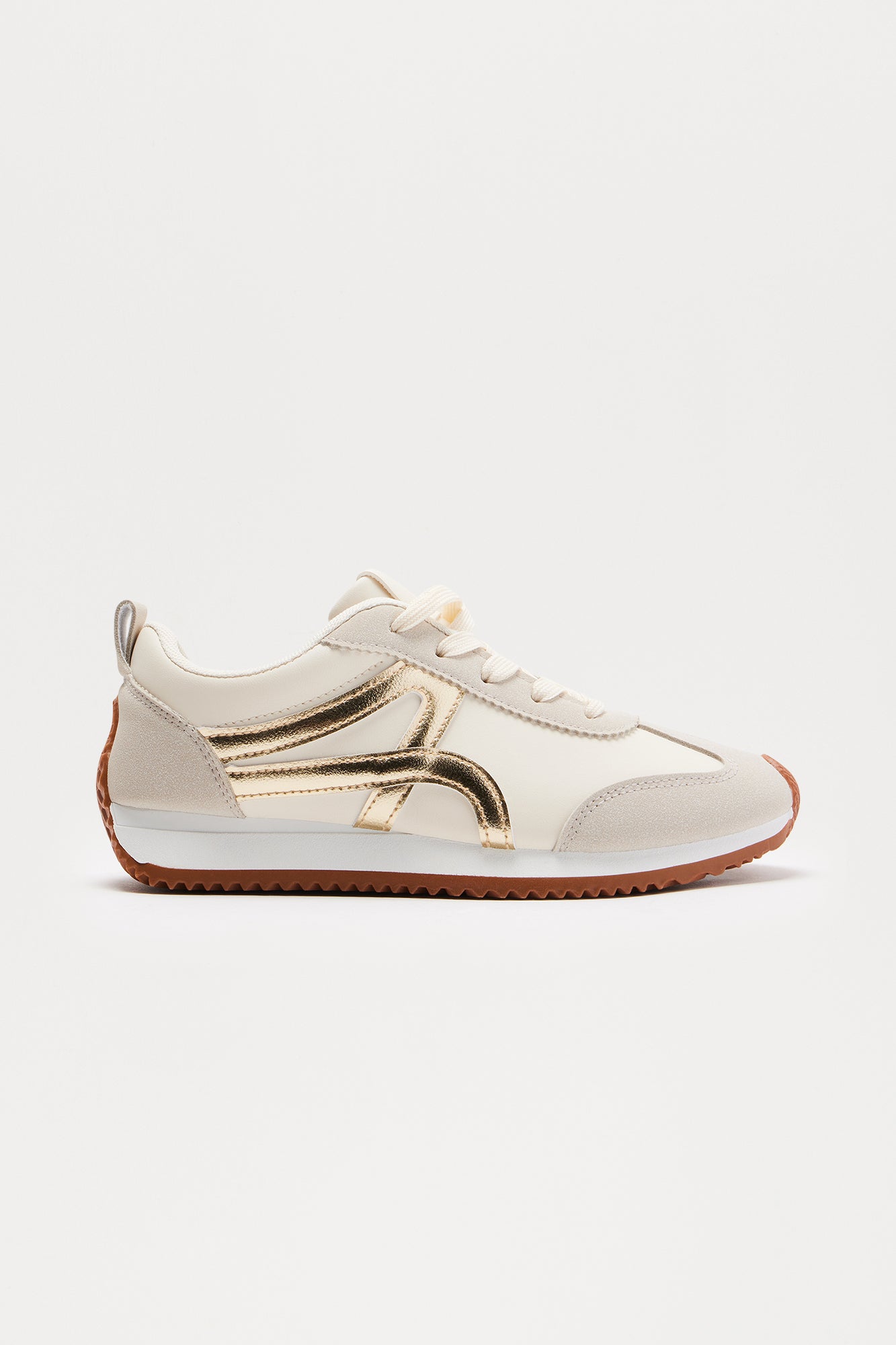 Travis Lace Up Sneakers