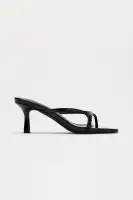 Wynn Patent Mules
