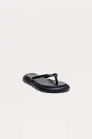 Kourt Flip Flops