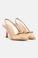 All Pretty Pumps