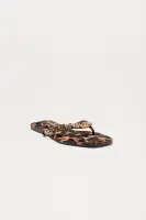 Pravara Flat Sandals