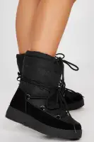 Just Yesterday Flat Boots