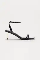 Kyla Heels