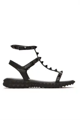 Lookin' Sharp Flat Sandal