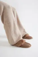 Cuddle Weather Fur Trim Slippers(Brown,S)