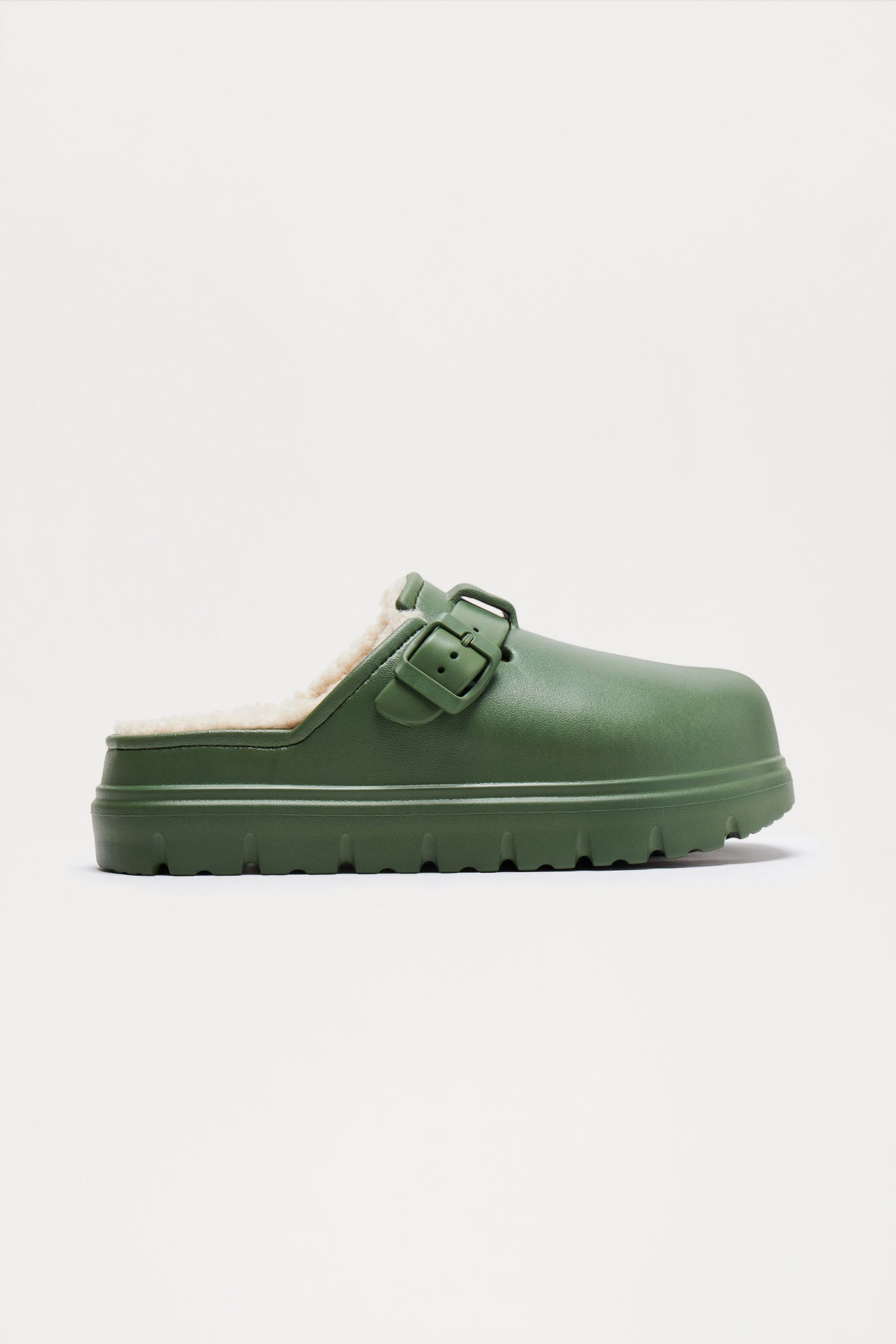 Waylen Buckle Slides
