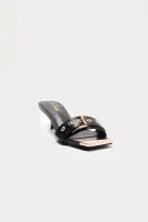 Hugh Buckle Kitten Heels(Black,5.5)