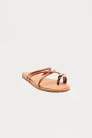 Cruiser Toe Ring Sandals