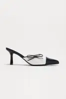 Adaya Bow Pumps